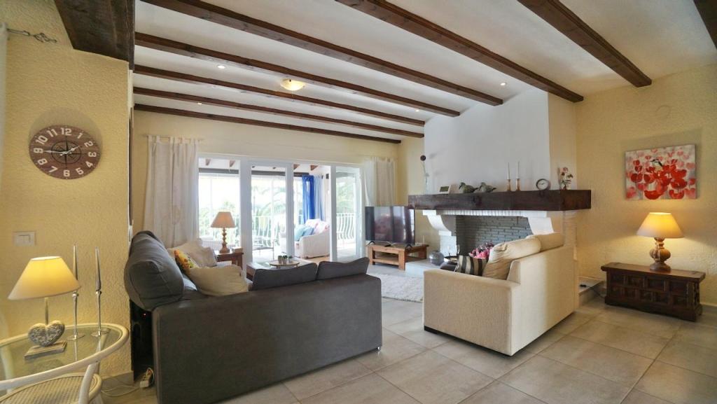 3 bed villas in Moraira