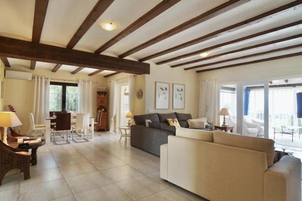3 bed villas in Moraira