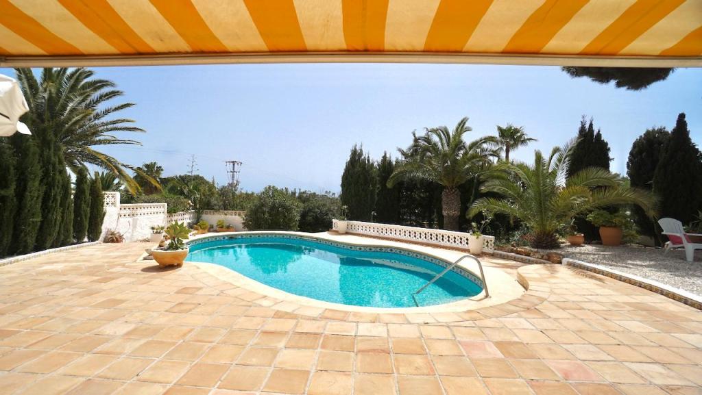 3 bed villas in Moraira