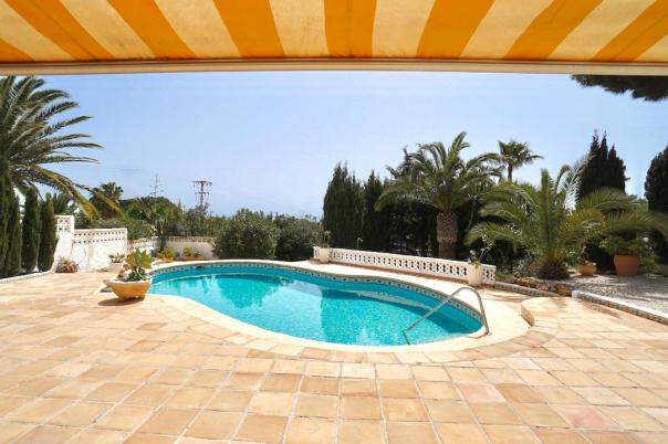 3 bed villas in Moraira