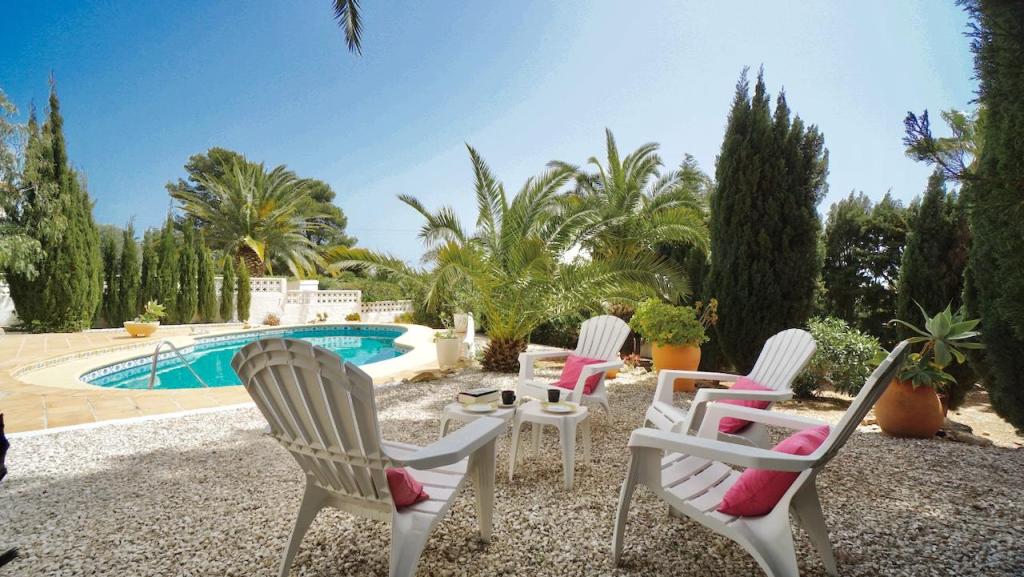 3 bed villas in Moraira