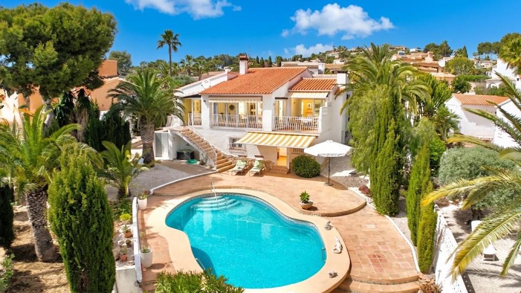 3 bed villas in Moraira