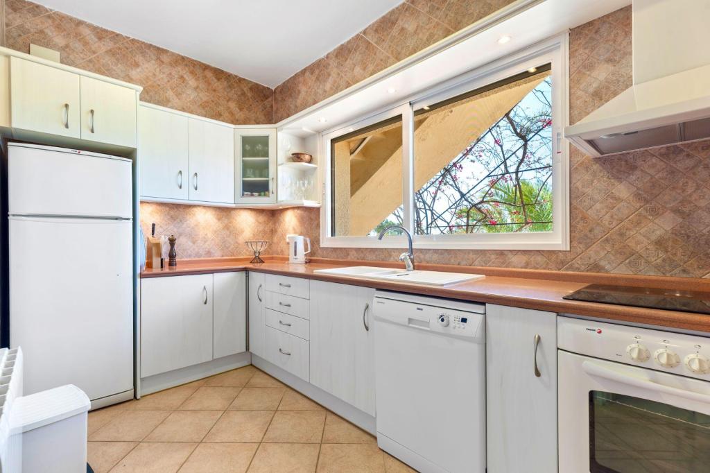 5 bed villa in Altea