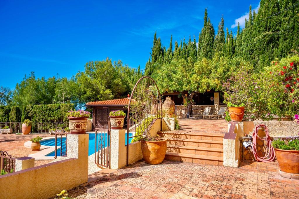 5 bed villa in Altea