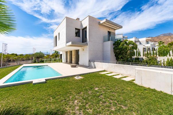 4 bed villa in Finestrat