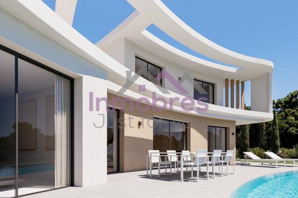 4 bed casa / chalet in Jávea