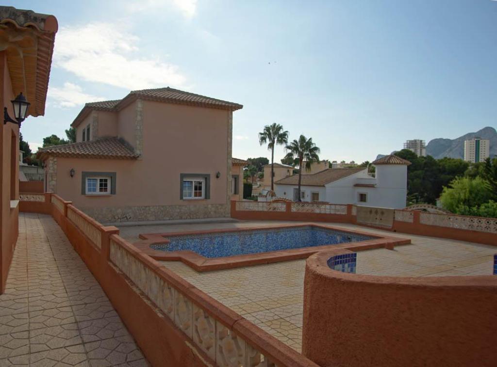 5 bed villa in Calpe