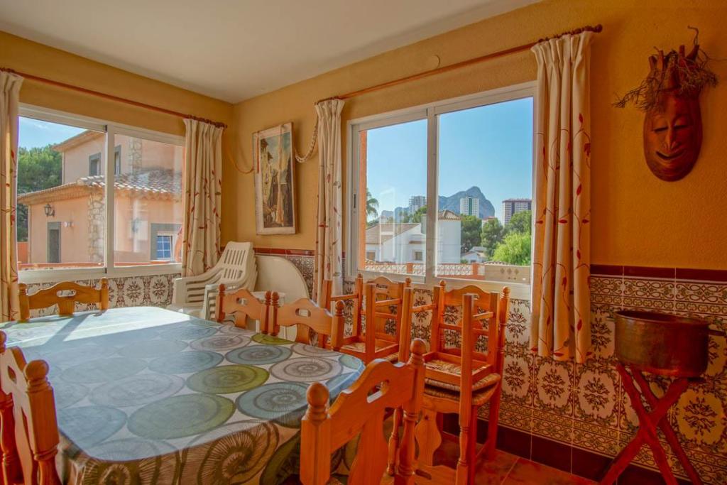 5 bed villa in Calpe