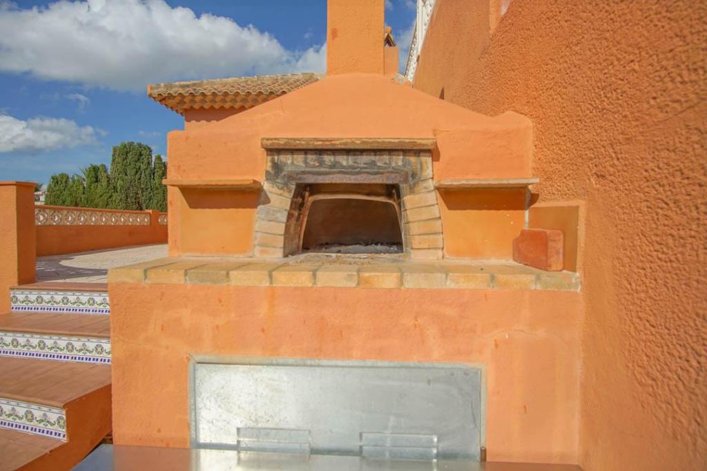 5 bed villa in Calpe