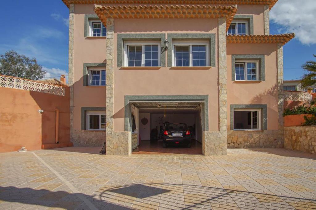 5 bed villa in Calpe