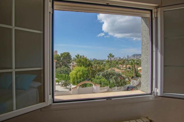 5 bed villa in Calpe