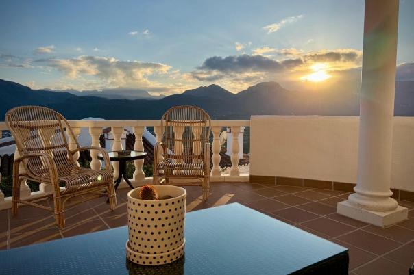 4 bed villas in Jalón