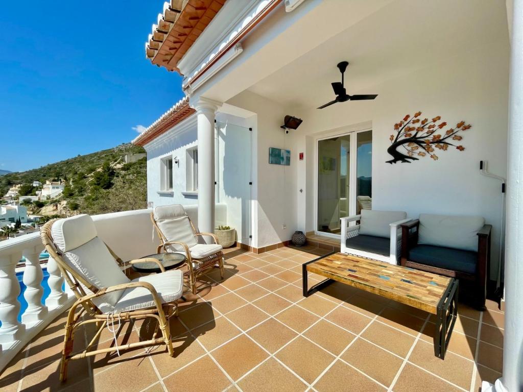 4 bed villas in Jalón