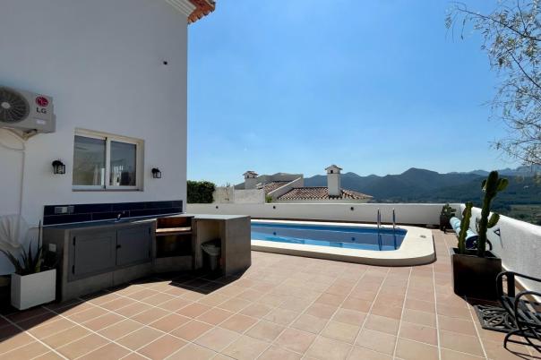 4 bed villas in Jalón
