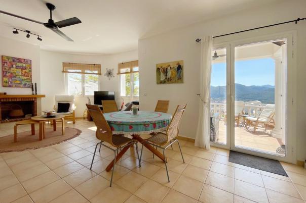 4 bed villas in Jalón