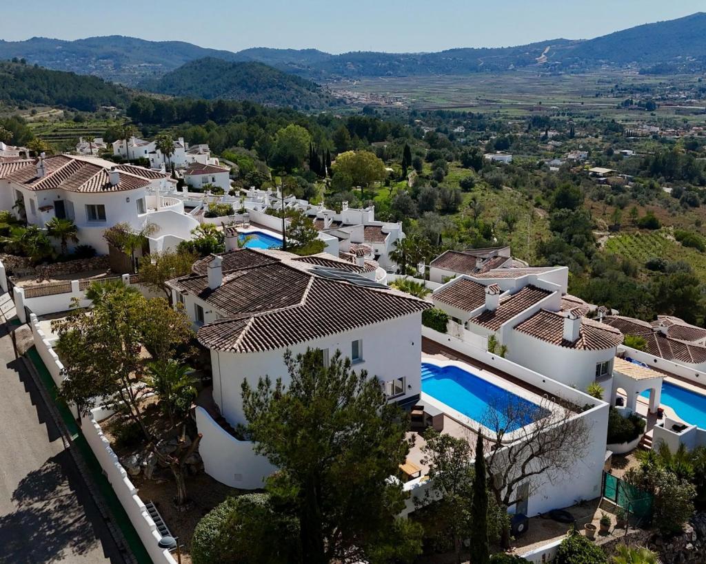 4 bed villas in Jalón