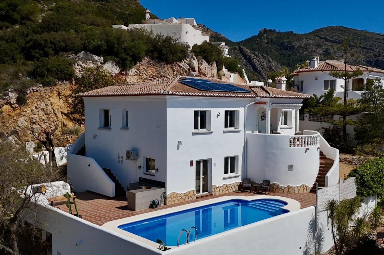 4 bed villas in Jalón