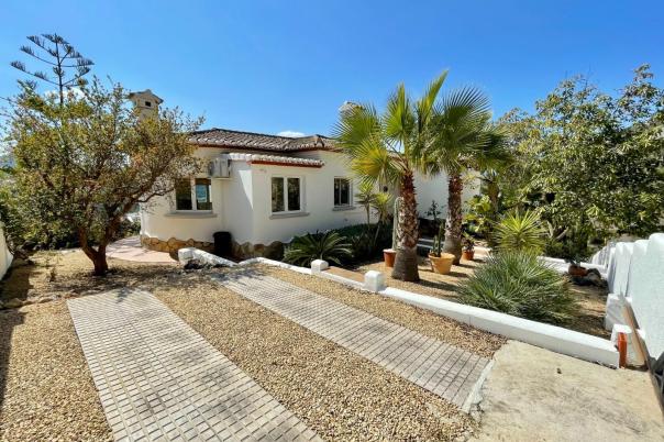 4 bed villas in Jalón