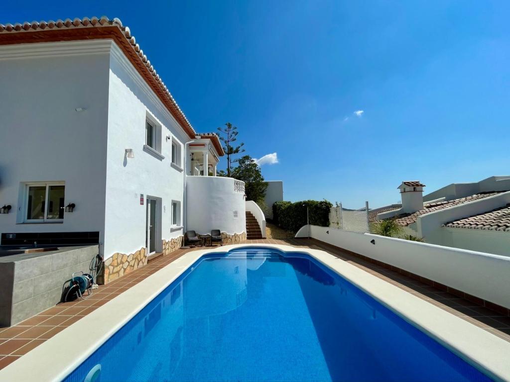 4 bed villas in Jalón