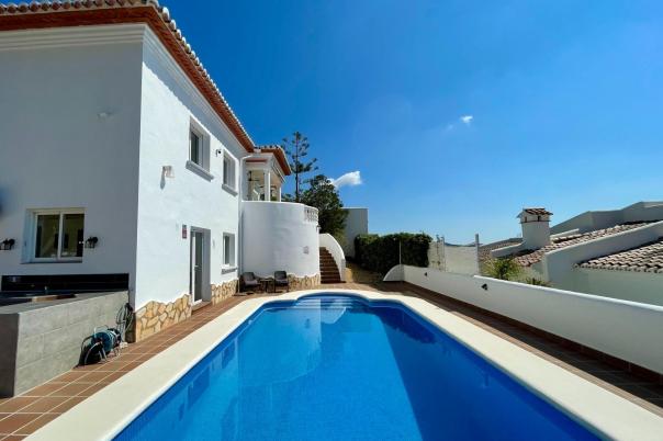 4 bed villas in Jalón