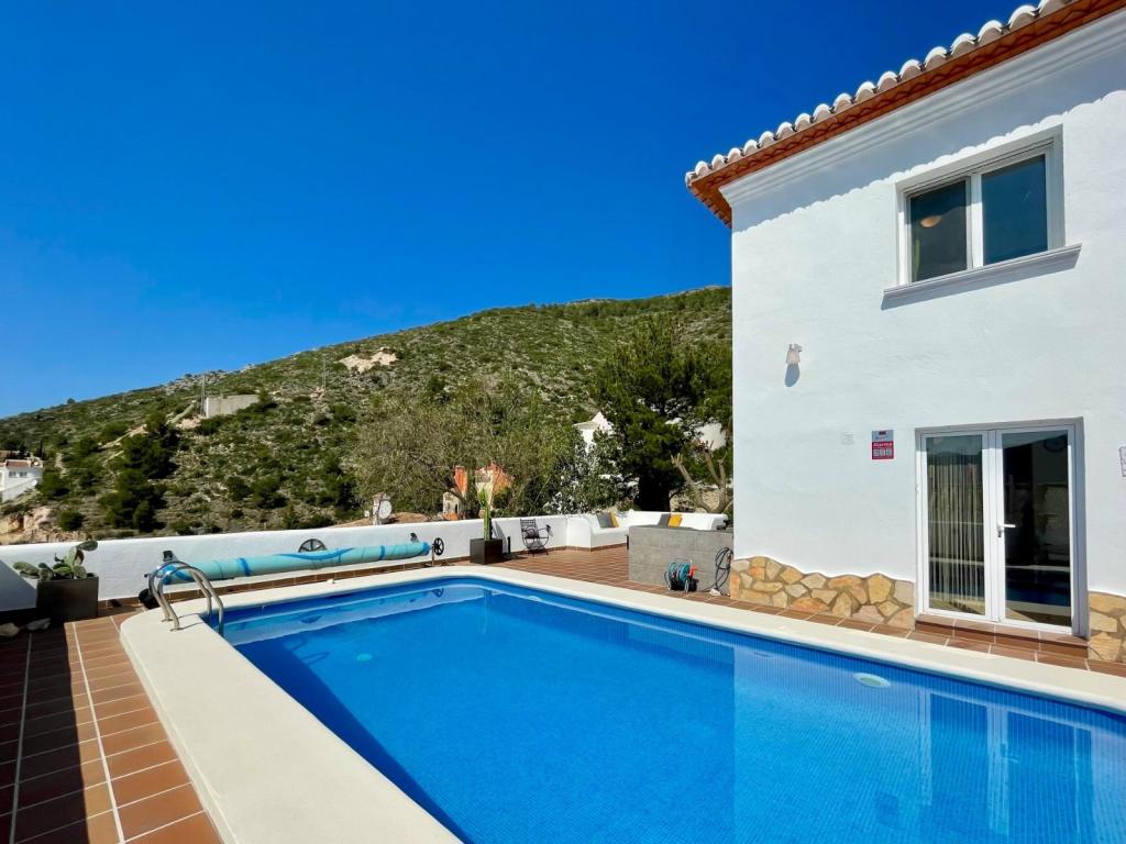 4 bed villas in Jalón