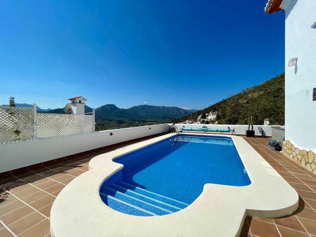 4 bed villas in Jalón