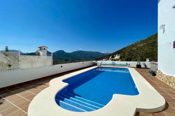 4 bed villas in Jalón