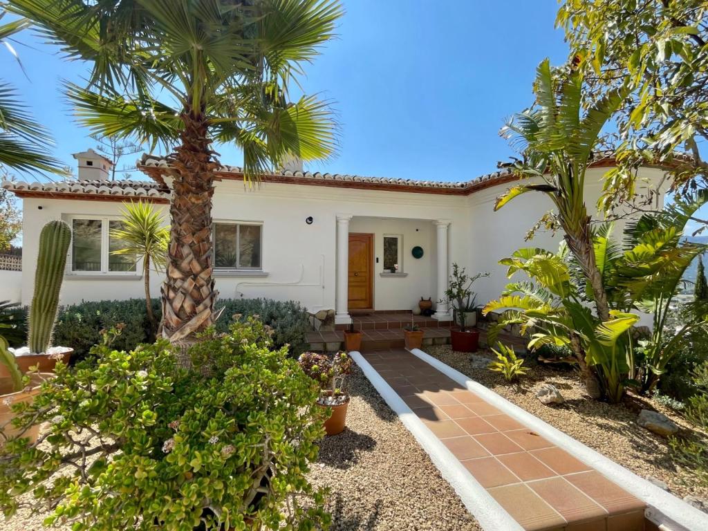 4 bed villas in Jalón