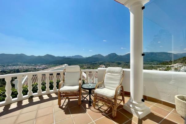 4 bed villas in Jalón