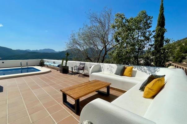 4 bed villas in Jalón