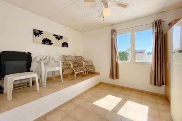 4 bed villas in Jalón
