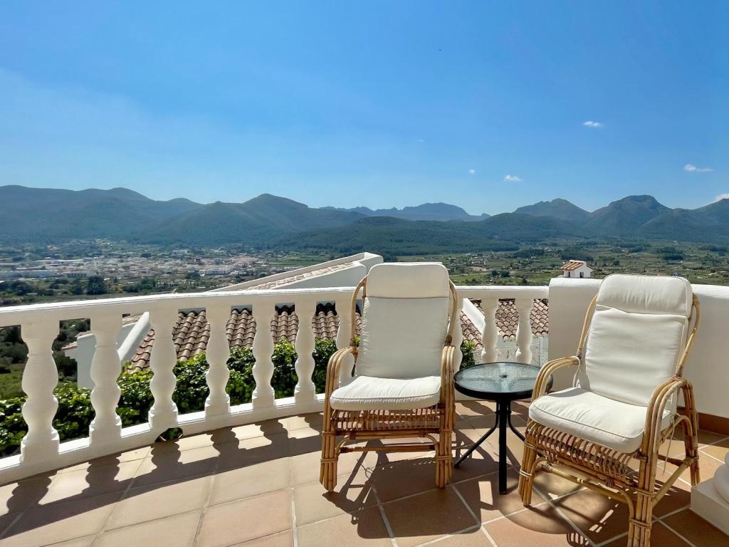 4 bed villas in Jalón