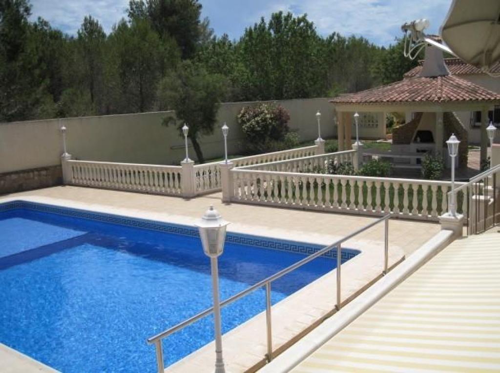 4 bed villa in Albir