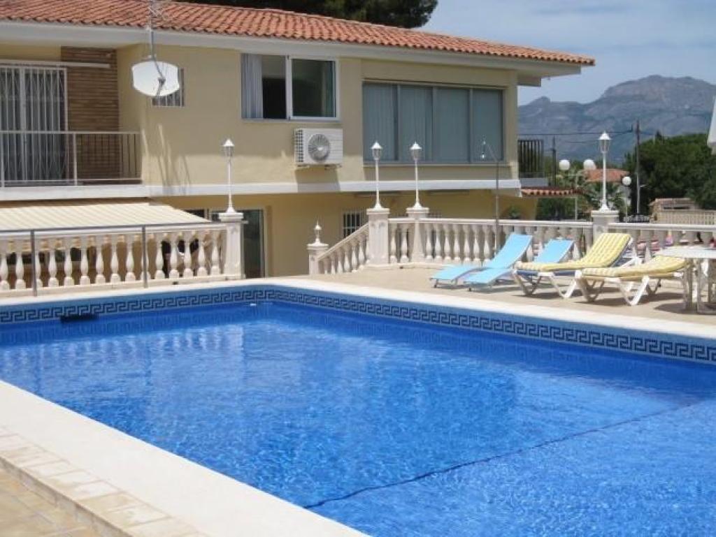 4 bed villa in Albir