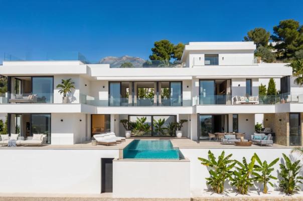 5 bed villa in Calpe