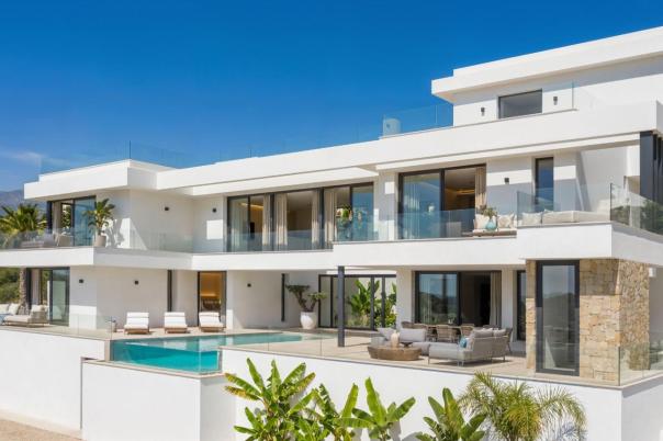 5 bed villa in Calpe