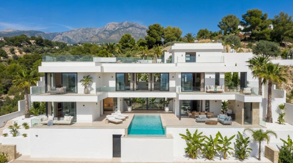 5 bed villa in Calpe