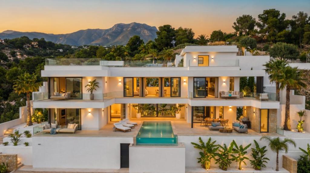 5 bed villa in Calpe