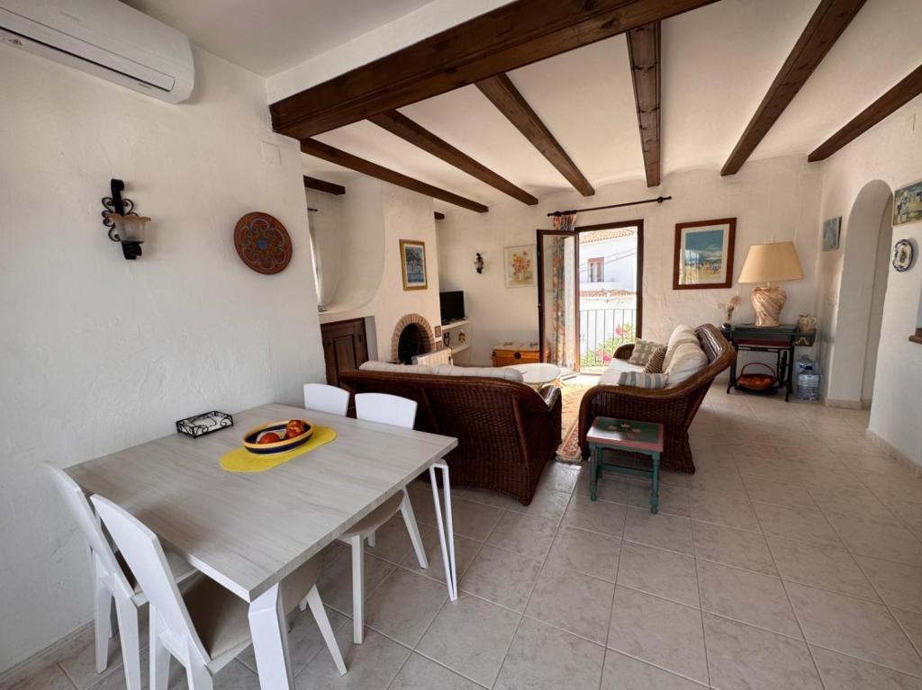 2 bed apartment in Benitachell