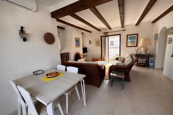 2 bed apartment in Benitachell
