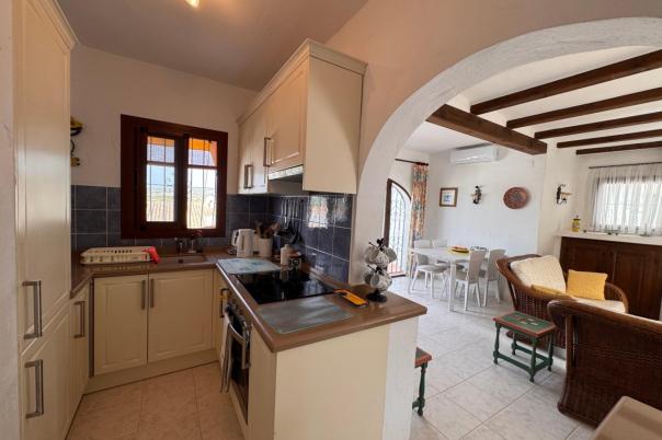 2 bed apartment in Benitachell