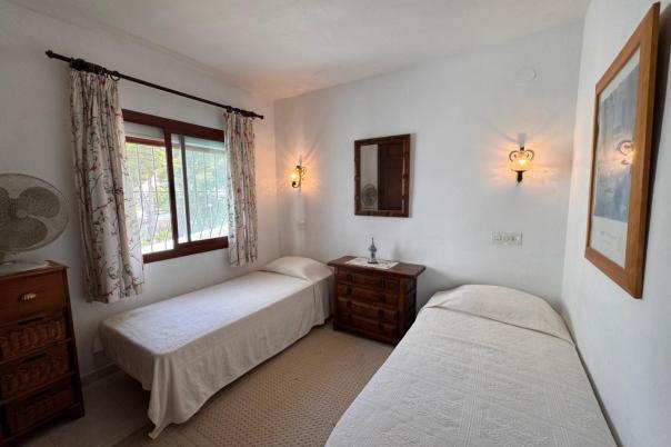 2 bed apartment in Benitachell