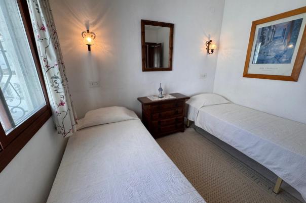 2 bed apartment in Benitachell