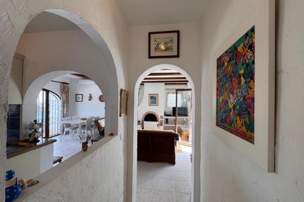 2 bed apartment in Benitachell