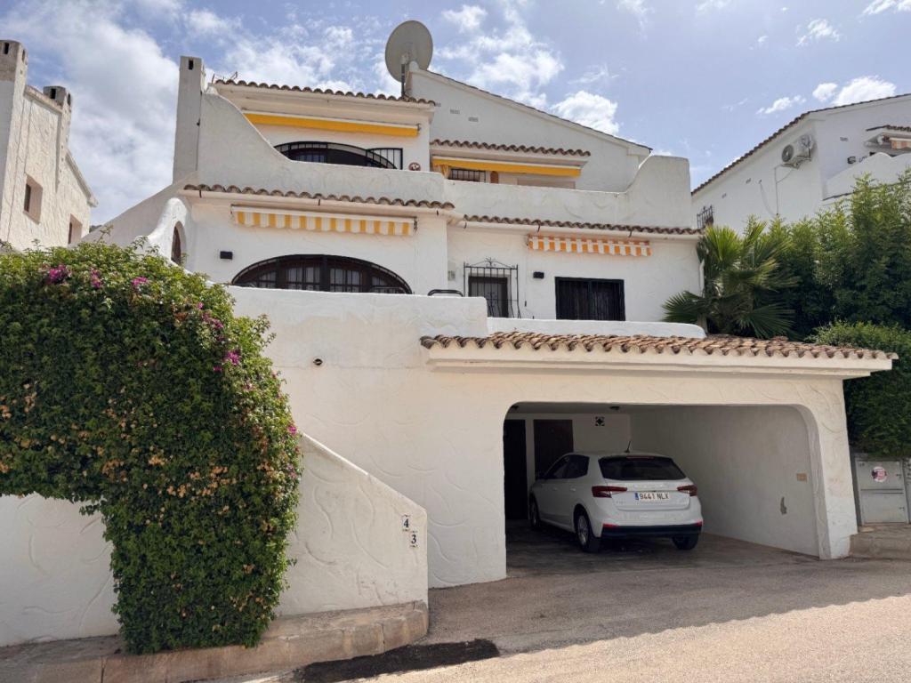 2 bed apartment in Benitachell