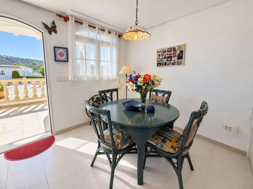 2 bed apartments - flats in Moraira