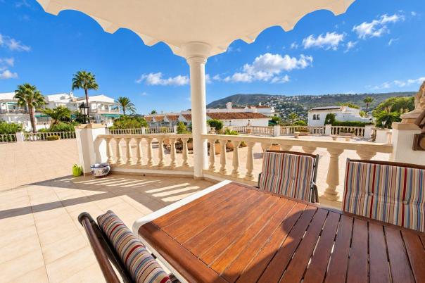 2 bed apartments - flats in Moraira