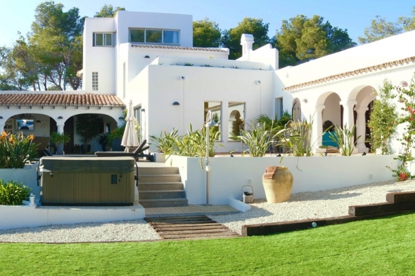 Kevin Jones Construction, Kitchens, Bathrooms & Pools Costa Blanca