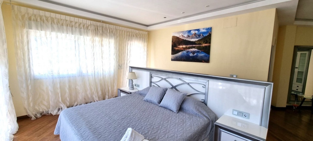 7 bed casa / chalet in Altea