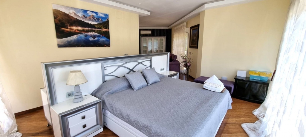 7 bed casa / chalet in Altea